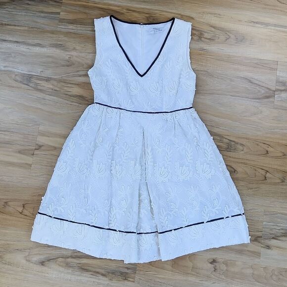 🔹️Anthropologie Wolven White Textured Floral Sleeveless Dress Small - Picture 2 of 12